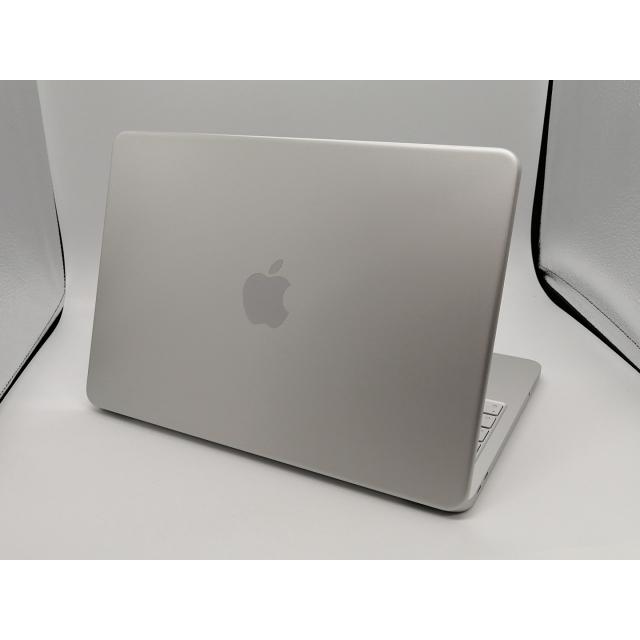 【中古】Apple MacBook Neo 13インチ A18 Pro(CPU:6C/GPU:5C) 8GB/256GB シルバー MHFA4J/A (13インチ,A18 Pro)【大阪本店】保証期間１ヶ月【ランクA】
